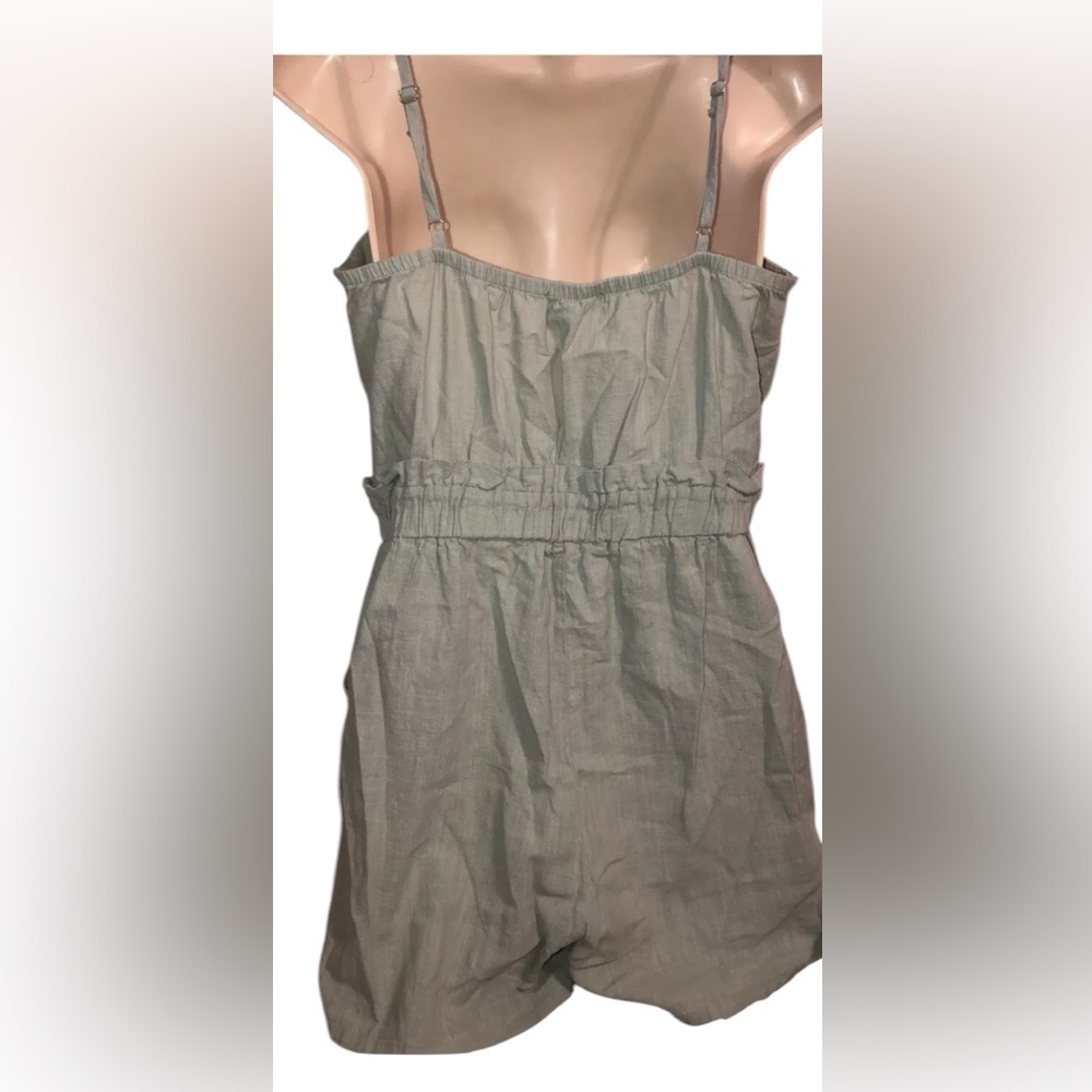 Elegant Green cutout Sleeveless romper‎ One Clothing junior sz Large - Picture 5 of 6